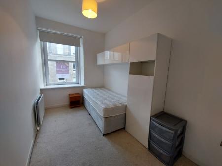 2 bedroom Flat to let in Great Western Road, Mannofield, Aberdeen, AB10