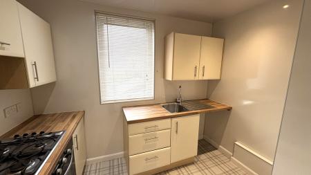 2 bedroom Flat to let in Hilton Drive, Hilton, Aberdeen, AB24