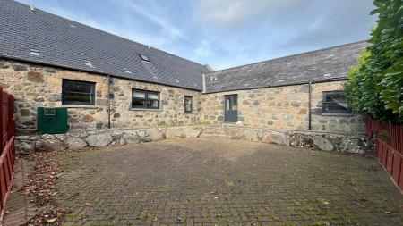 5 bedroom Semi-detached house to let in Mains of Orrock, Balmedie, AB23