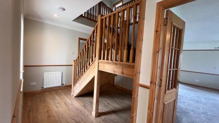 5 bedroom Semi-detached house to let in Mains of Orrock, Balmedie, AB23