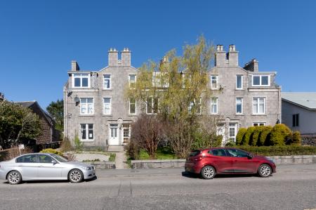 2 bedroom Flat to let in North Deeside Road, Peterculter, Aberdeen, AB14