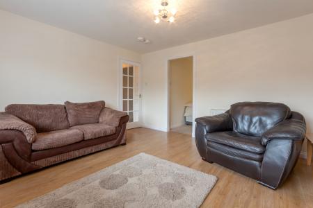 2 bedroom Flat to let in Polo Gardens, Stoneywood, AB21