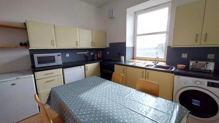 2 bedroom Flat to let in Rosemount Place, Rosemount, Aberdeen, AB25