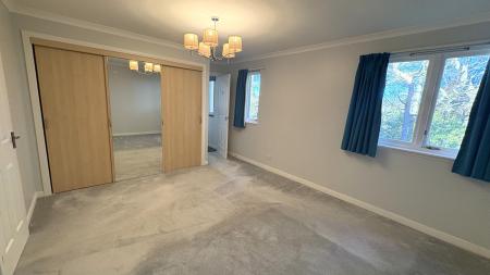 5 bedroom Detached house to let in The Meadows, Milltimber, Aberdeen, AB13