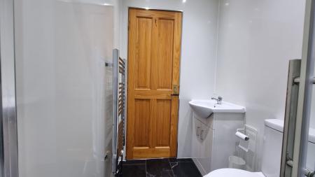 1 bedroom Flat to let in Wood Street, Torry, Aberdeen, AB11
