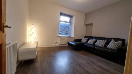 1 bedroom Flat to let in Wood Street, Torry, Aberdeen, AB11