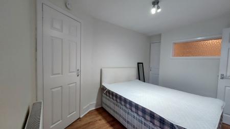1 bedroom Flat to let in Menzies Road, Torry, Aberdeen, AB11