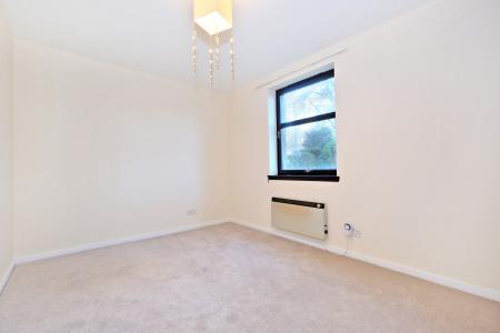 2 bedroom Flat for sale in 12 Craigieburn Park, The West End, Aberdeen, AB15