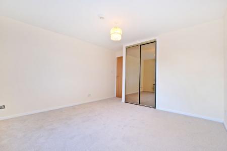 2 bedroom Flat for sale in 12 Craigieburn Park, The West End, Aberdeen, AB15