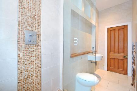 4 bedroom Flat for sale in Richmondhill Place, Aberdeen, AB15