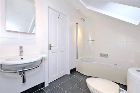 4 bedroom Flat for sale in Richmondhill Place, Aberdeen, AB15