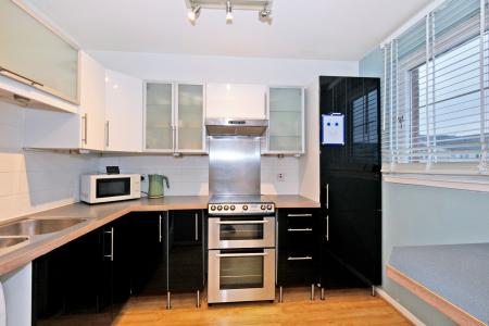 2 bedroom Flat for sale in 202 Headland Court, Ruthrieston, Aberdeen, AB10