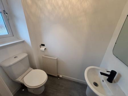 3 bedroom Semi-detached house to let in Castleview Avenue, Kintore, AB51