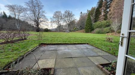 2 bedroom Flat to let in Trustach, Banchory, AB31