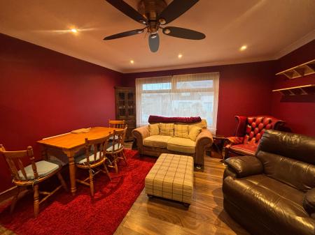 2 bedroom Bungalow to let in Glenbervie Road, Drumlithie, Drumlithie, AB39