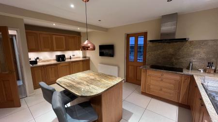 4 bedroom Detached house to let in Earlspark Drive, Bieldside, Aberdeen, AB15