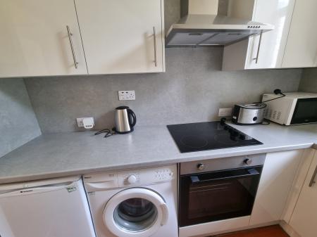 1 bedroom Flat to let in Roslin Street, The City Centre, Aberdeen, AB24
