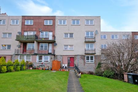 1 bedroom Flat for sale in Craigievar Place, Garthdee, Aberdeen, AB10