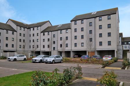 2 bedroom Flat for sale in Mill Drive, Mugiemoss, Aberdeen, AB21