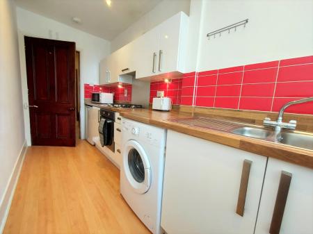 2 bedroom Flat to let in Union Grove, The City Centre, Aberdeen, AB10