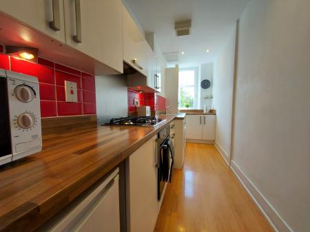 2 bedroom Flat to let in Union Grove, The City Centre, Aberdeen, AB10