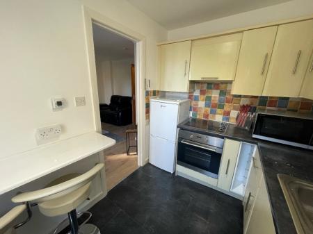 2 bedroom Flat to let in Picardy Court, Aberdeen, AB10