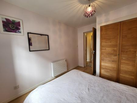 2 bedroom Flat to let in Picardy Court, Aberdeen, AB10