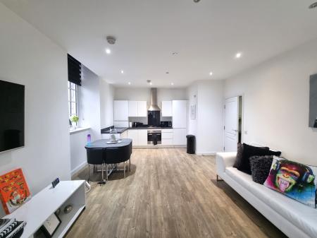 2 bedroom Flat to let in Maybaird Wynd, Aberdeen, AB25