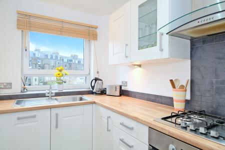 1 bedroom Flat for sale in Park Place, The City Centre, Aberdeen, AB24