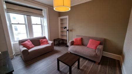 2 bedroom Flat to let in Rosemount Viaduct, Rosemount, Aberdeen, AB25