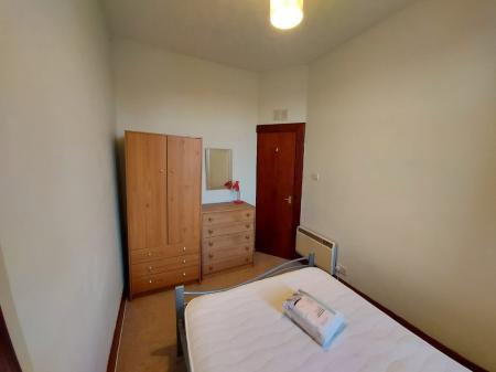 1 bedroom Flat to let in Wallfield Place, Rosemount, Aberdeen, AB25