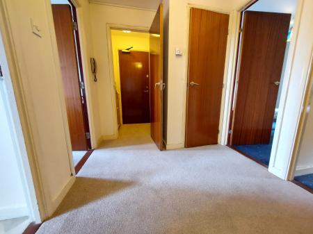 2 bedroom Flat to let in Society Court, Society Lane, Woodside, Aberdeen, AB24