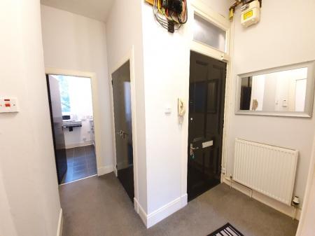 2 bedroom Flat to let in Wallfield Crescent, Rosemount, Aberdeen, AB25