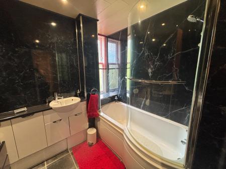 1 bedroom Flat to let in Lorne Buildings, Holburn, Aberdeen, AB10