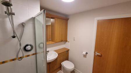 2 bedroom Flat to let in Bannermill Place, The Beach, Aberdeen, AB24