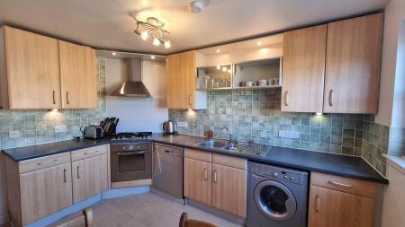 2 bedroom Flat to let in Bannermill Place, The Beach, Aberdeen, AB24