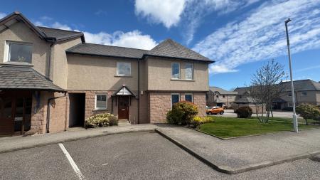 2 bedroom Flat to let in Hilton Heights, Hilton, Aberdeen, AB24