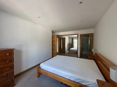 2 bedroom Flat to let in High Street, Banchory, AB31