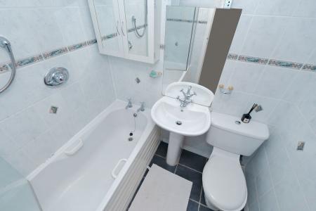 2 bedroom Flat for sale in Great Western Road, Aberdeen, AB10