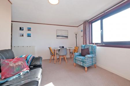 2 bedroom Flat for sale in Great Western Road, Aberdeen, AB10