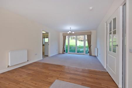 2 bedroom Flat for sale in East Park, Banchory, AB31