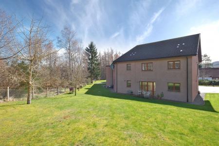 2 bedroom Flat for sale in East Park, Banchory, AB31