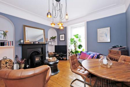 2 bedroom Flat for sale in Richmond Street, Rosemount, Aberdeen, AB25