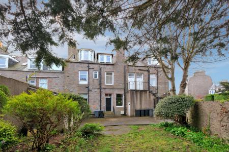 2 bedroom Flat for sale in Richmond Street, Rosemount, Aberdeen, AB25