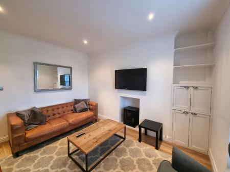 2 bedroom Flat to let in Diamond Street, The City Centre, Aberdeen, AB10