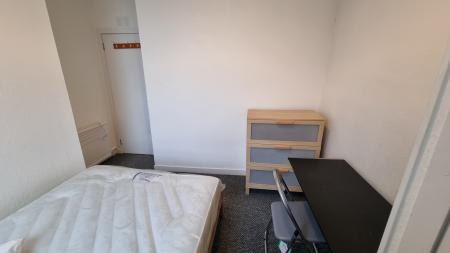 2 bedroom Flat to let in Orchard Place, Aberdeen, AB24