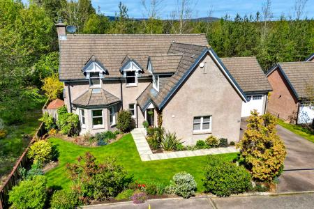 6 bedroom Detached house for sale in Willowtree Way, Banchory, AB31