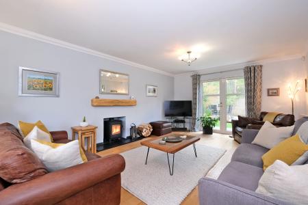 6 bedroom Detached house for sale in Willowtree Way, Banchory, AB31