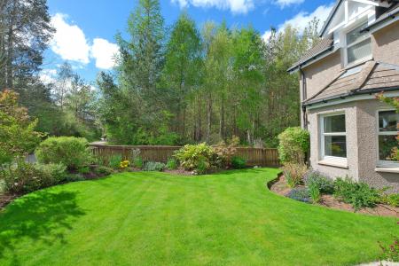 6 bedroom Detached house for sale in Willowtree Way, Banchory, AB31