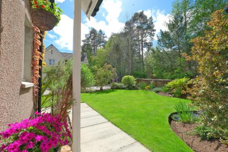6 bedroom Detached house for sale in Willowtree Way, Banchory, AB31